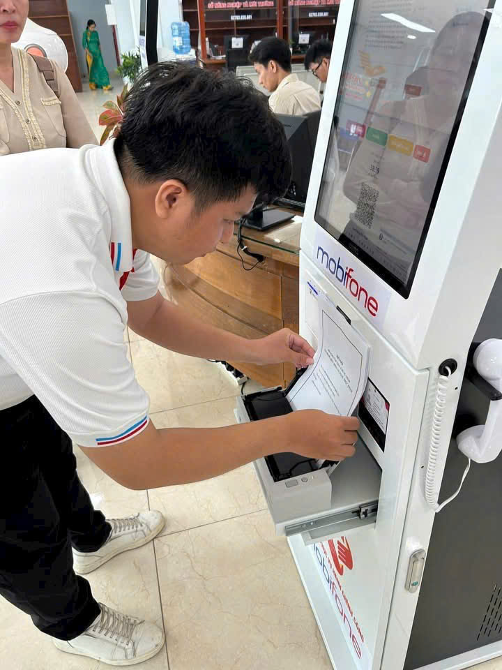 CyberTech đồng hành triển khai Kiosk AI thông minh, góp phần nâng cao trải nghiệm dịch vụ công tại Vĩnh Long